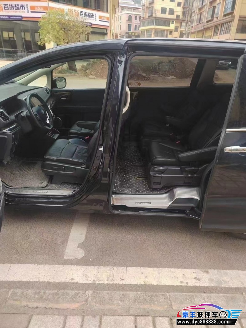 17年本田奥德赛轿车抵押车出售