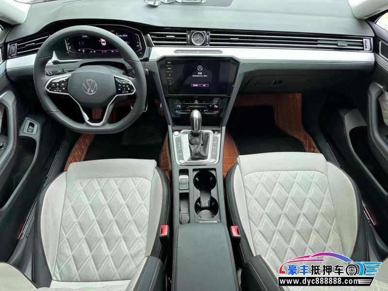 24年大众迈腾轿车抵押车出售