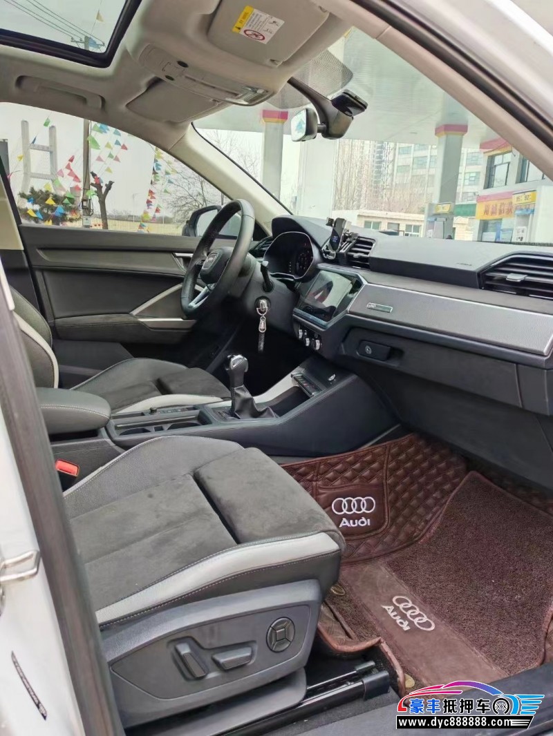 23年奥迪Q3轿车抵押车出售