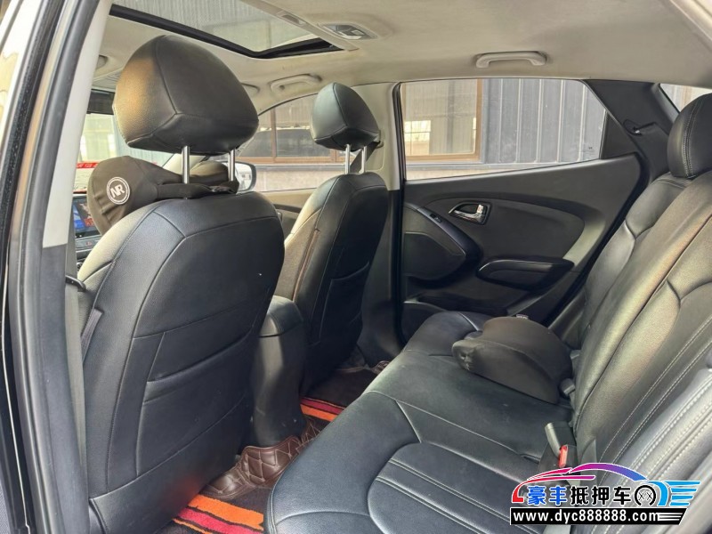 17年现代ix35SUV抵押车出售