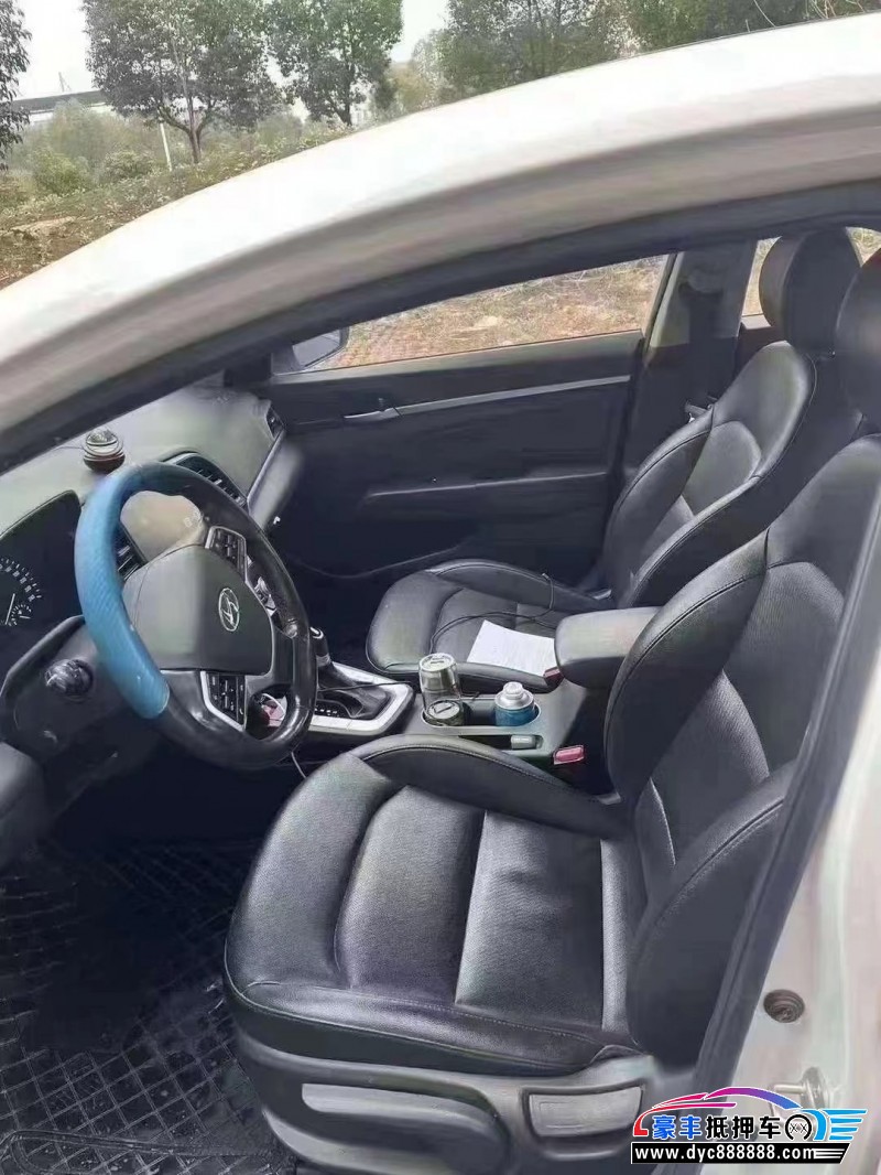 21年现代领动轿车抵押车出售