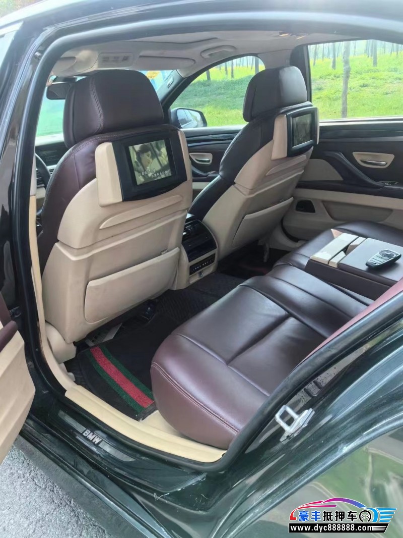 13年宝马5系轿车抵押车出售