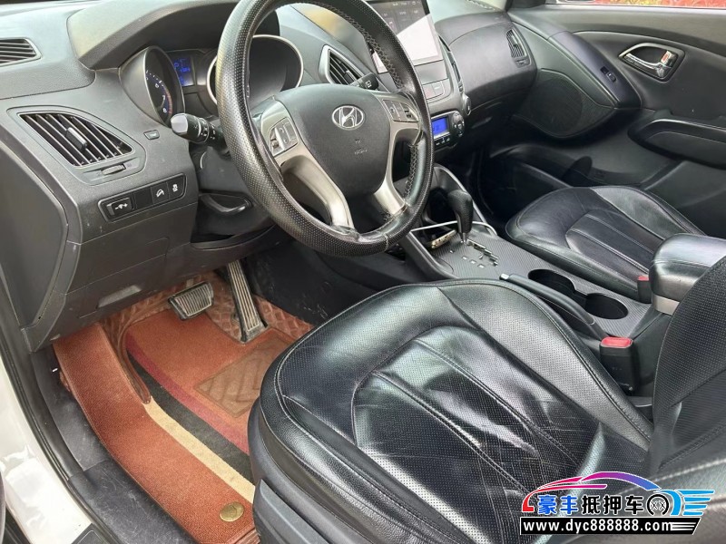 16年现代ix35SUV抵押车出售