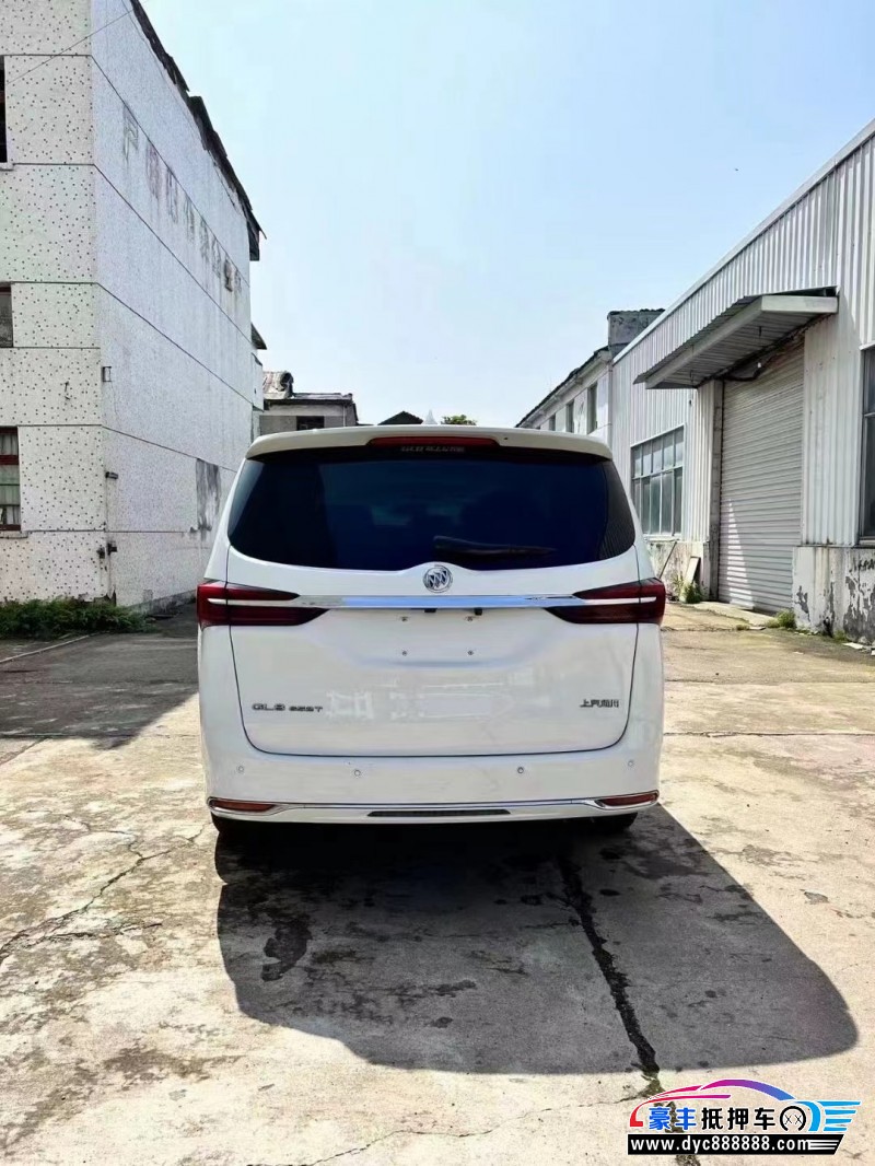 21年别克GL8轿车抵押车出售