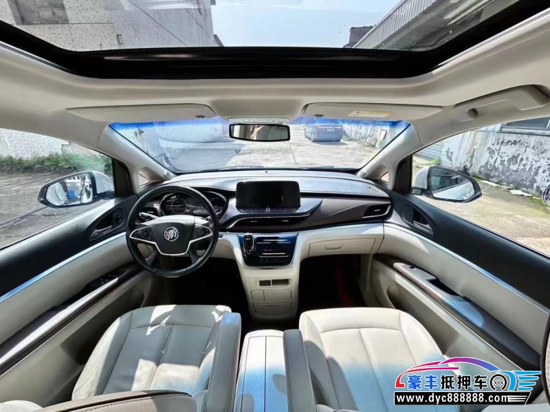 21年别克GL8轿车抵押车出售