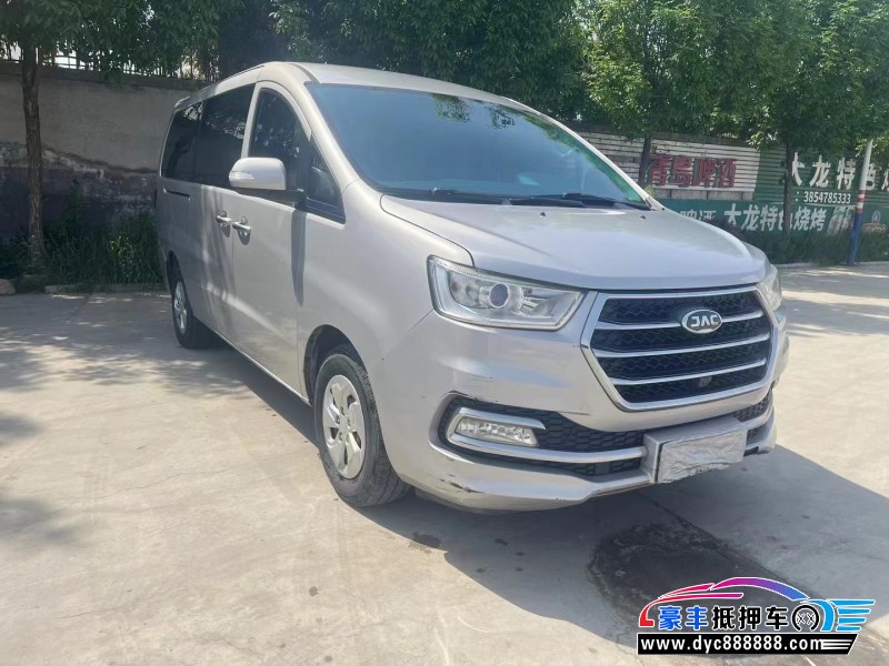 17年江淮瑞风M4轿车抵押车出售