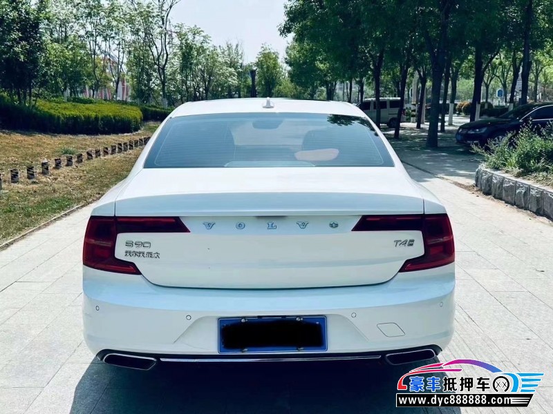 19年沃尔沃S90轿车抵押车出售