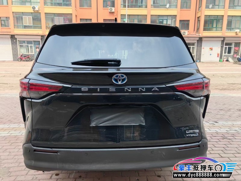 23年丰田塞纳轿车抵押车出售