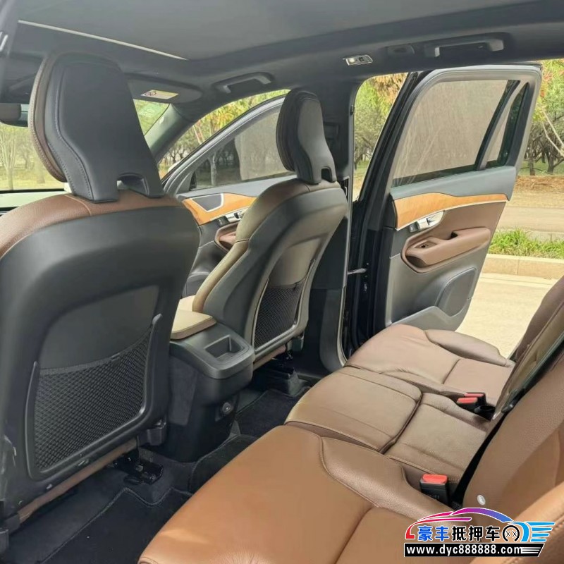 22年沃尔沃XC90轿车抵押车出售