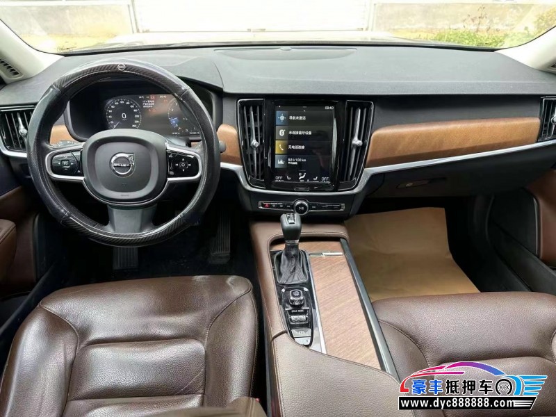 20年沃尔沃S90轿车抵押车出售