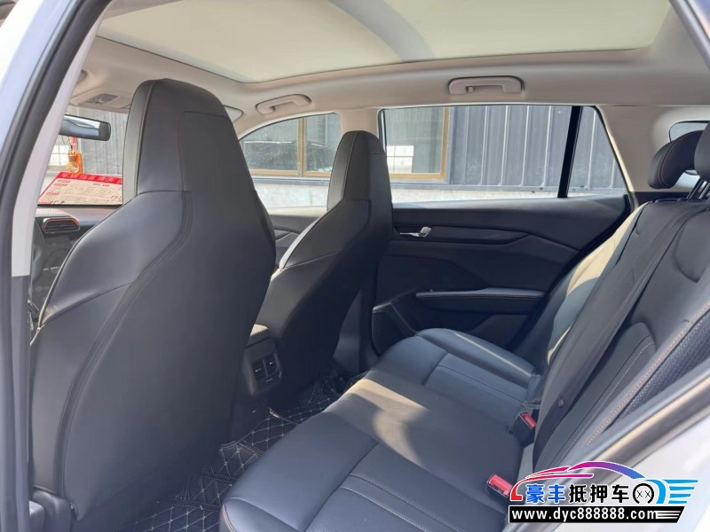 23年东风风神奕炫轿车抵押车出售