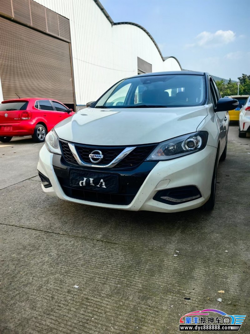 21年日产骐达轿车抵押车出售