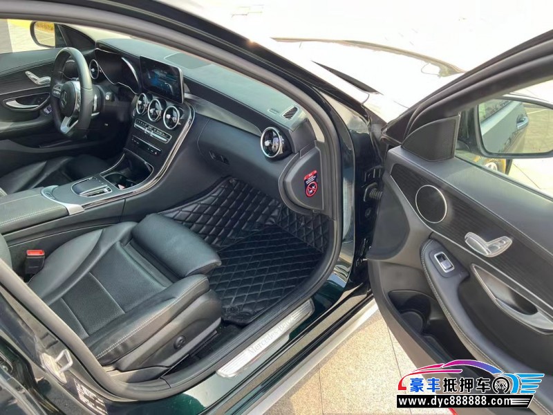 20年奔驰C轿车抵押车出售