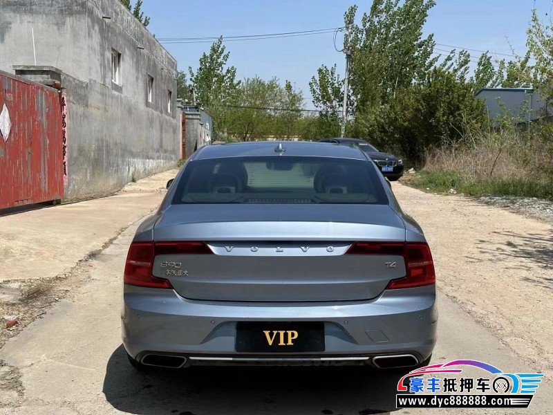 17年沃尔沃S90轿车抵押车出售