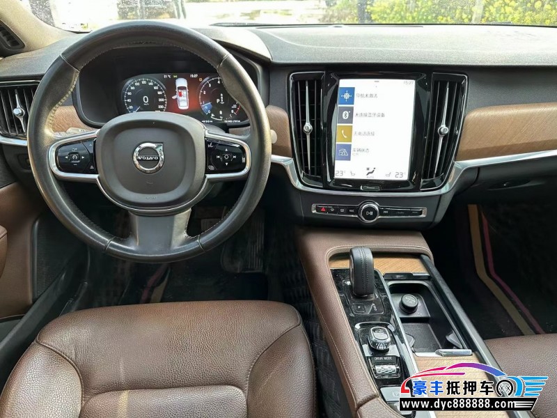 21年沃尔沃S90轿车抵押车出售