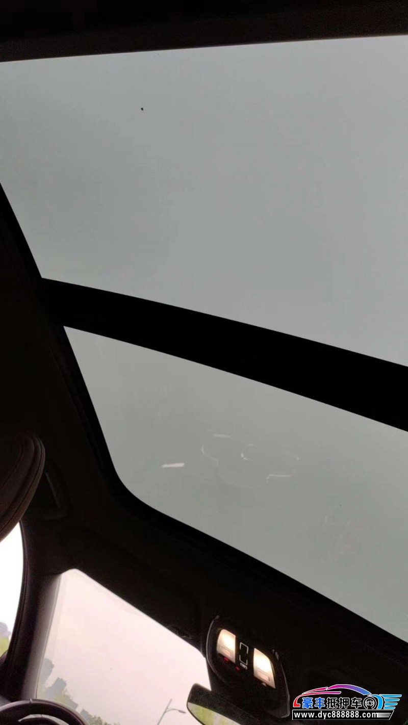 22年沃尔沃S90轿车抵押车出售