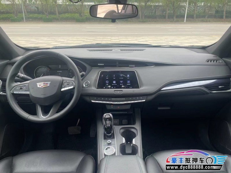 22年凯迪拉克XT4轿车抵押车出售