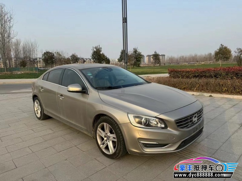 14年沃尔沃S60轿车抵押车出售
