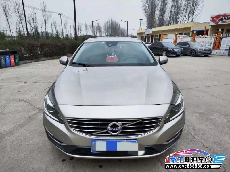 14年沃尔沃S60轿车抵押车出售