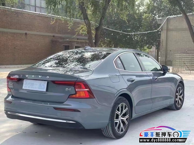 23年沃尔沃S60轿车抵押车出售