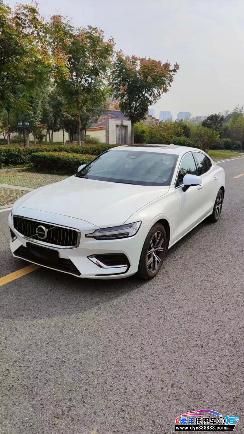23年沃尔沃S60轿车抵押车出售
