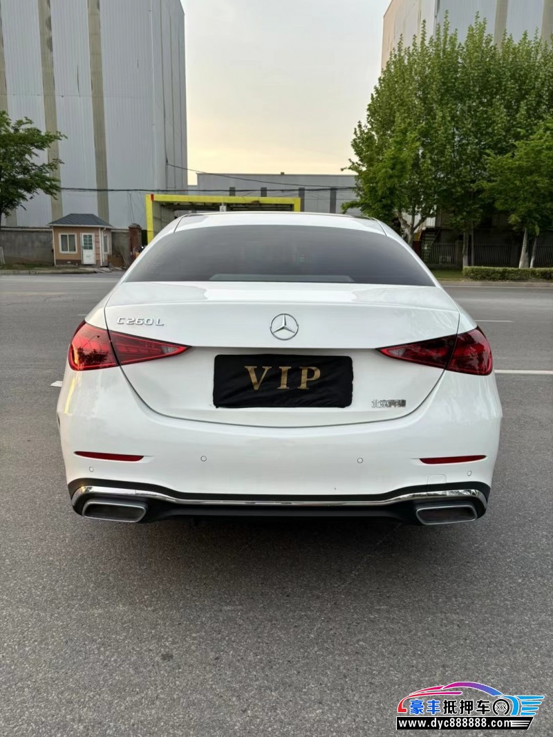 22年奔驰C轿车抵押车出售
