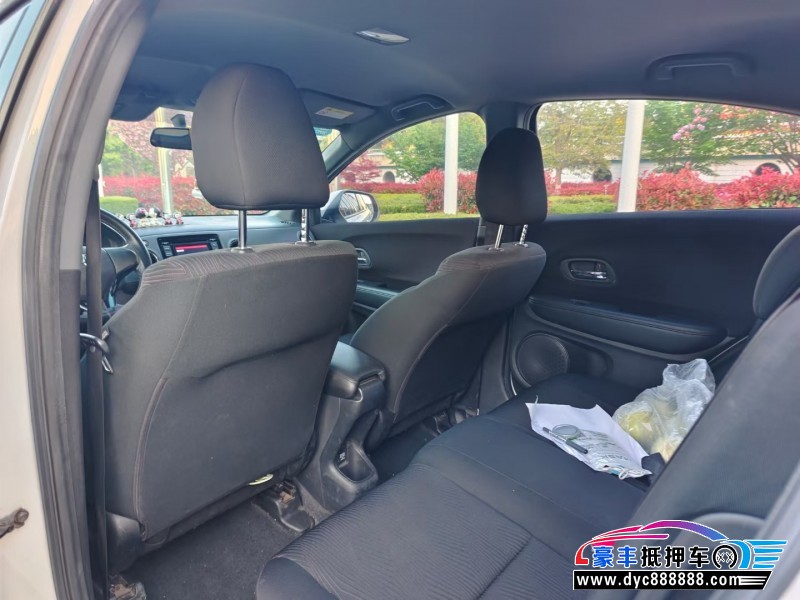 16年本田XRV轿车抵押车出售