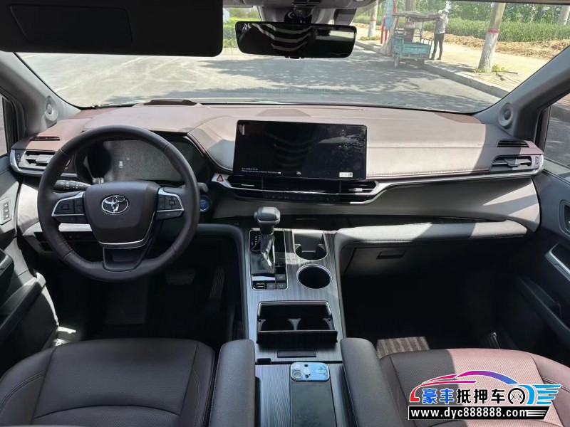 23年丰田塞纳MPV抵押车出售