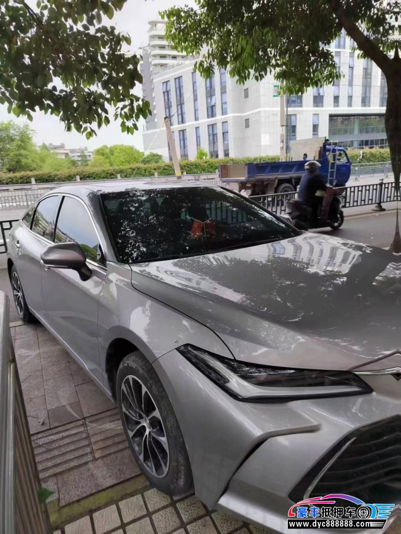 23年丰田亚洲龙轿车抵押车出售