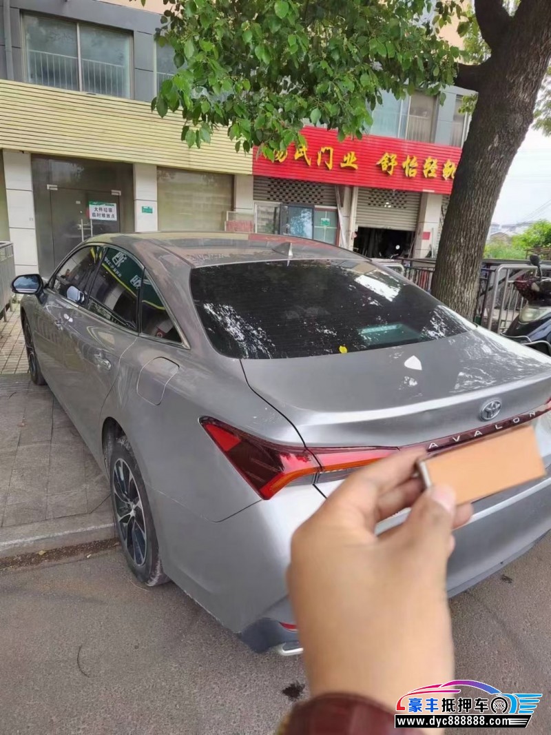 23年丰田亚洲龙轿车抵押车出售