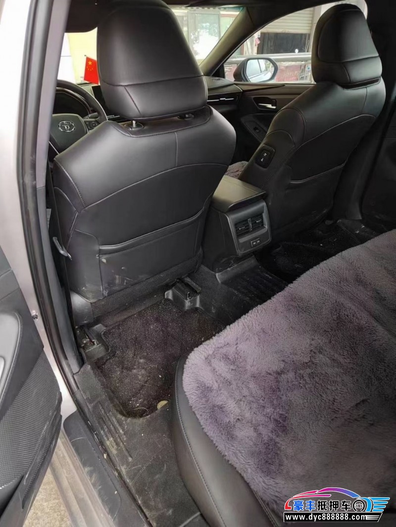 23年丰田亚洲龙轿车抵押车出售