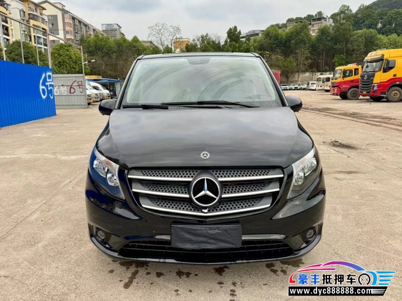 20年奔驰威霆轿车抵押车出售