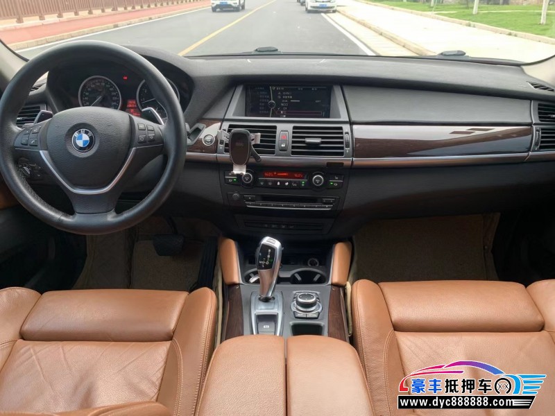 14年宝马X6轿车抵押车出售