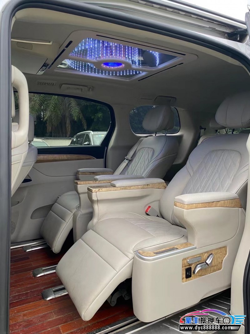 20年别克GL8轿车抵押车出售