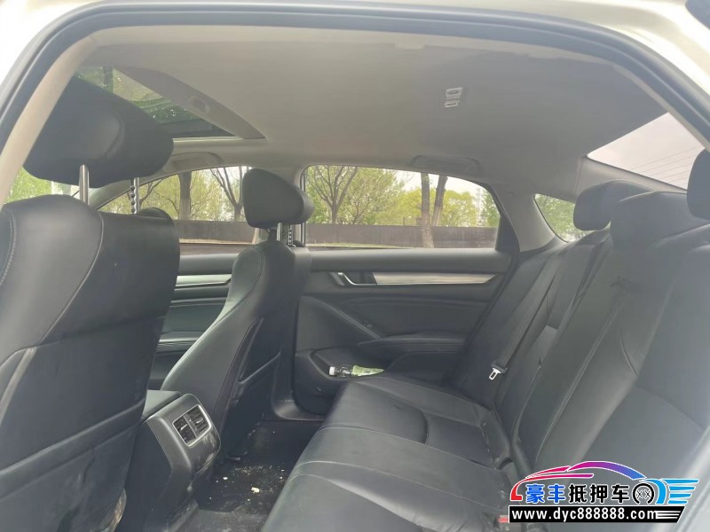 19年本田雅阁轿车抵押车出售