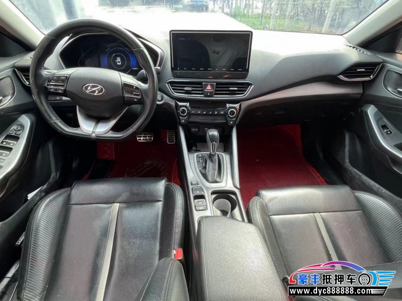 19年现代菲斯塔轿车抵押车出售