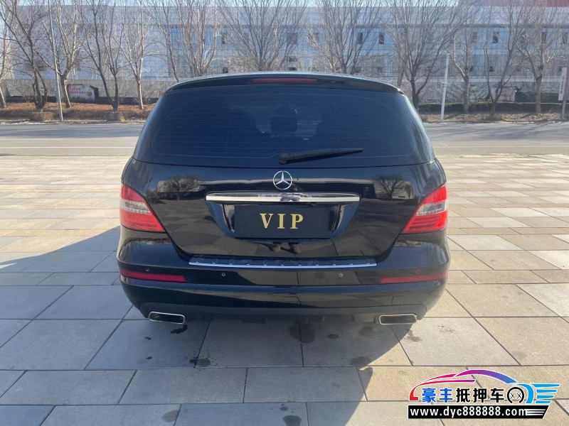 12年奔驰R轿车抵押车出售