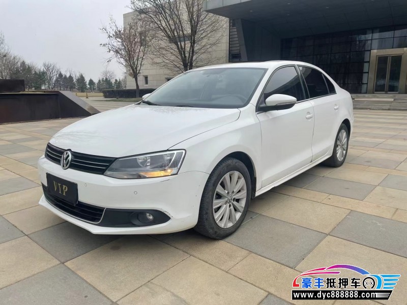 14年大众速腾轿车抵押车出售