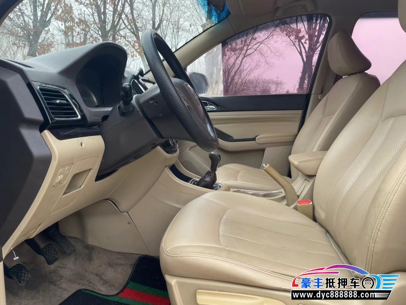 15年宝骏730轿车抵押车出售