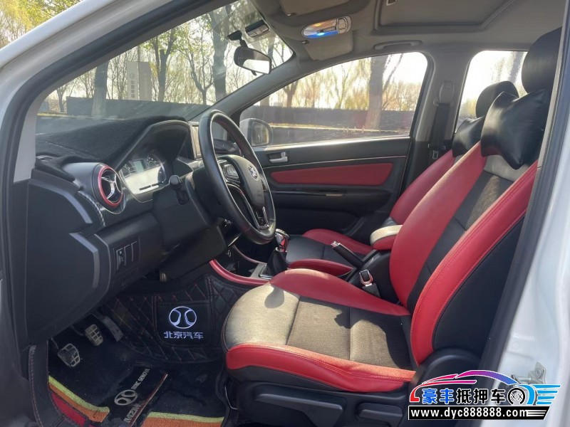 17年北汽绅宝X25轿车抵押车出售