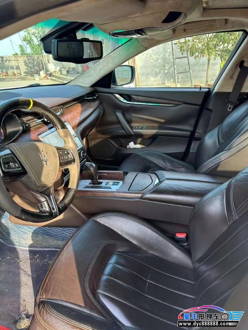 14年玛莎拉蒂总裁轿车抵押车出售