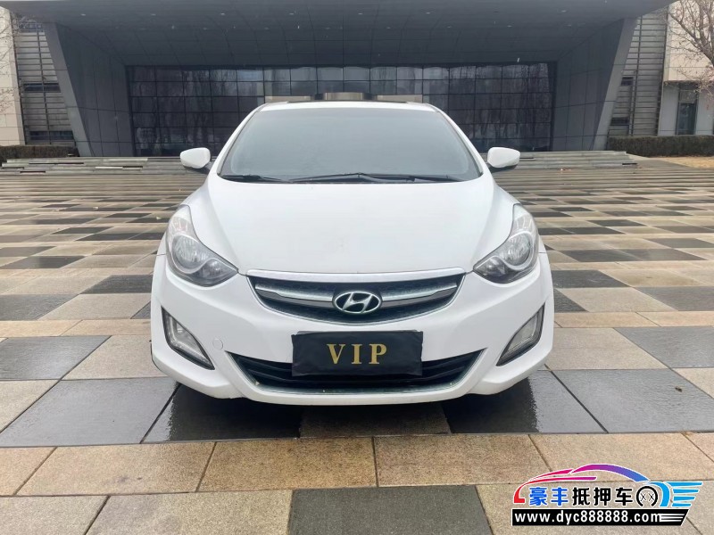 16年现代朗动轿车抵押车出售