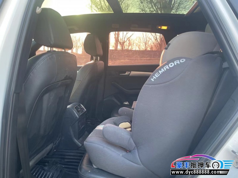 10年奥迪Q5轿车抵押车出售