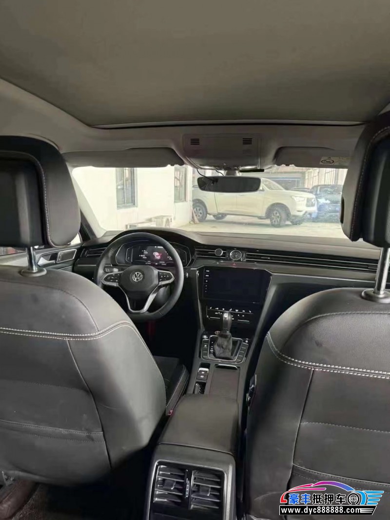 20年大众迈腾轿车抵押车出售