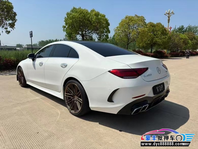 18年奔驰CLS轿车抵押车出售