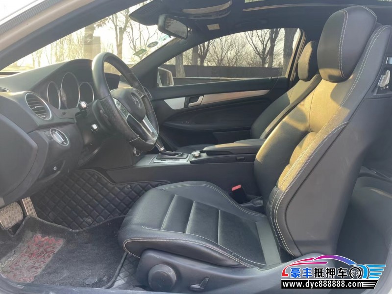 15年奔驰C轿车抵押车出售