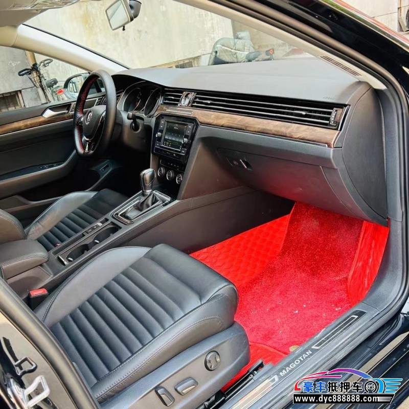 20年大众迈腾轿车抵押车出售