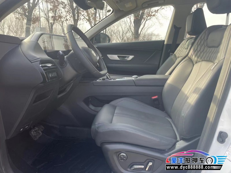 23年东风风神皓极轿车抵押车出售