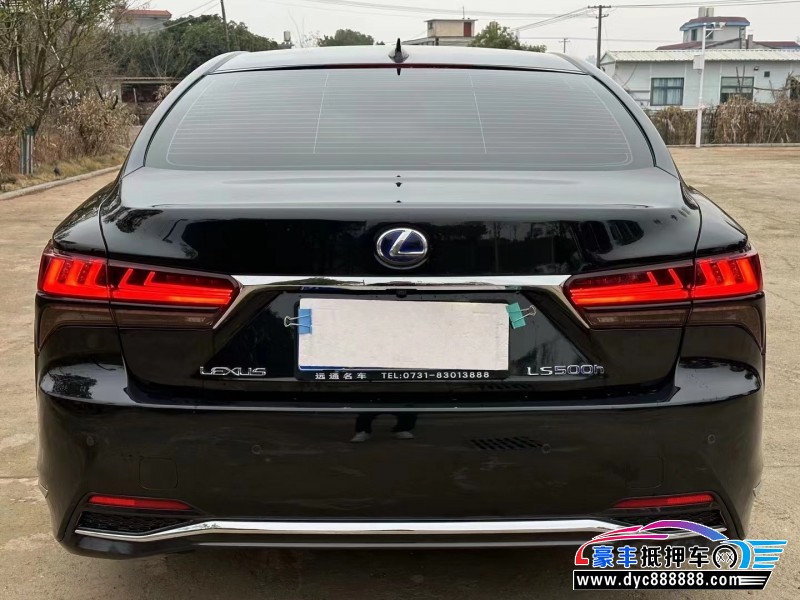 22年雷克萨斯LS轿车抵押车出售