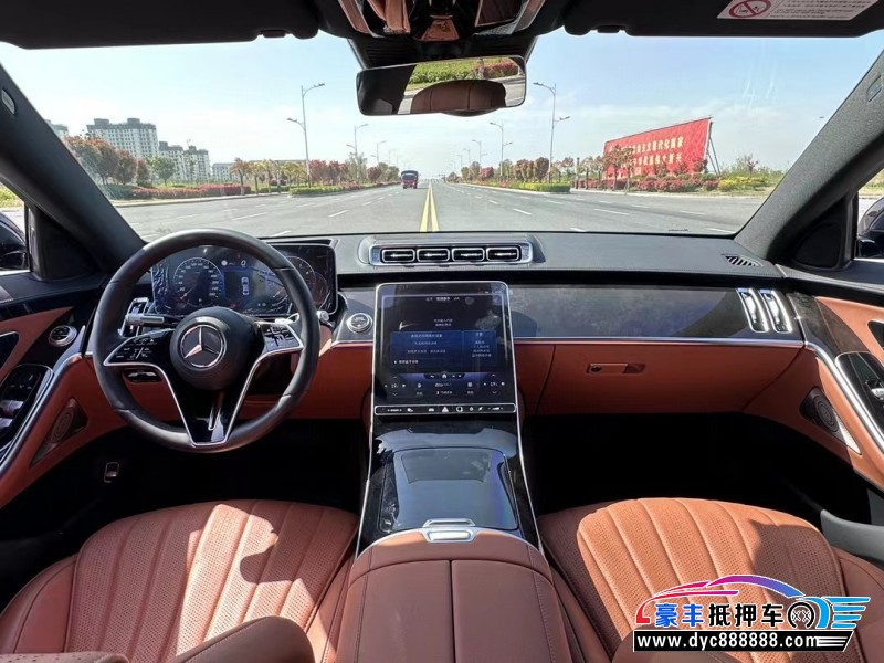 22年奔驰S轿车抵押车出售